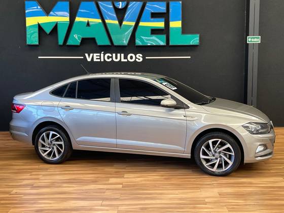 VOLKSWAGEN VIRTUS 1.0 200 TSI HIGHLINE AUTOMÁTICO